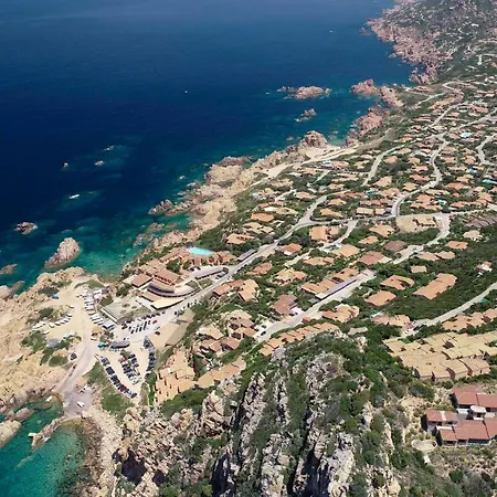 Costa Paradiso Apartments *